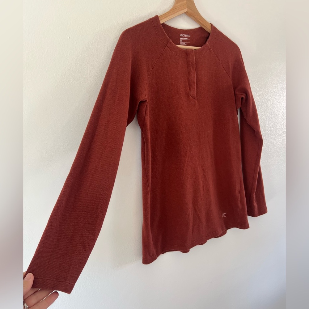 Arc'teryx Women's Long Sleeve Polo Top - Rust - Picture 5 of 9